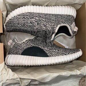 Yeezy 350 Turtle Dove
